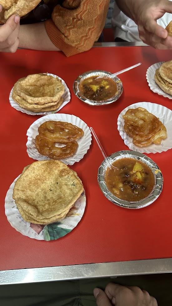 バラナシの食堂の写真